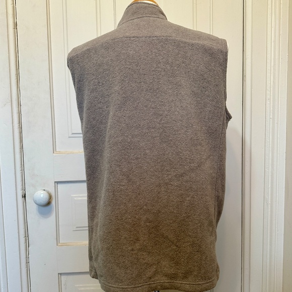 Men's Fleece Vest L Grey Zip Pockets Croft and Barrel NEW - Picture 8 of 11